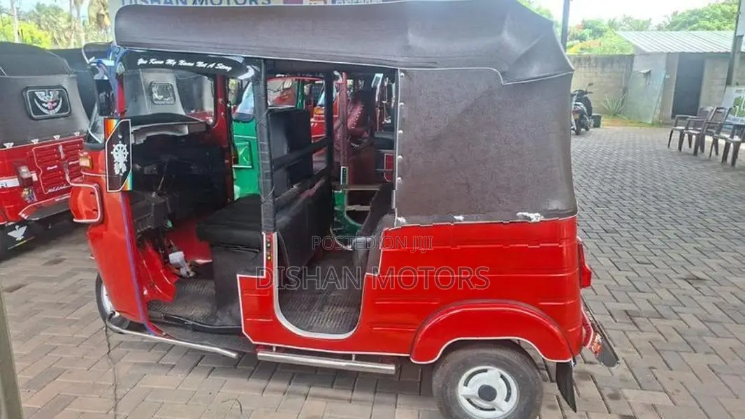 Bajaj RE 4 Stroke 2014