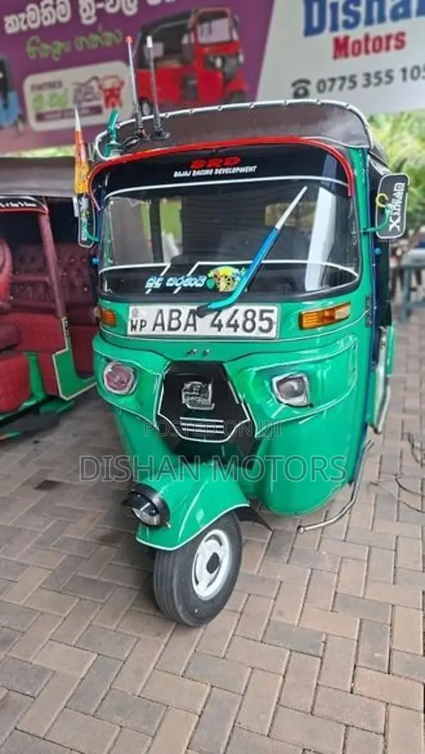 Bajaj RE 4 Stroke 2015
