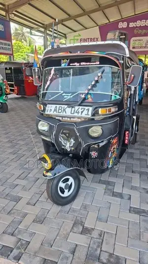 Bajaj RE 4 Stroke 2015
