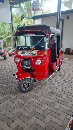 Bajaj RE 4 Stroke 2015