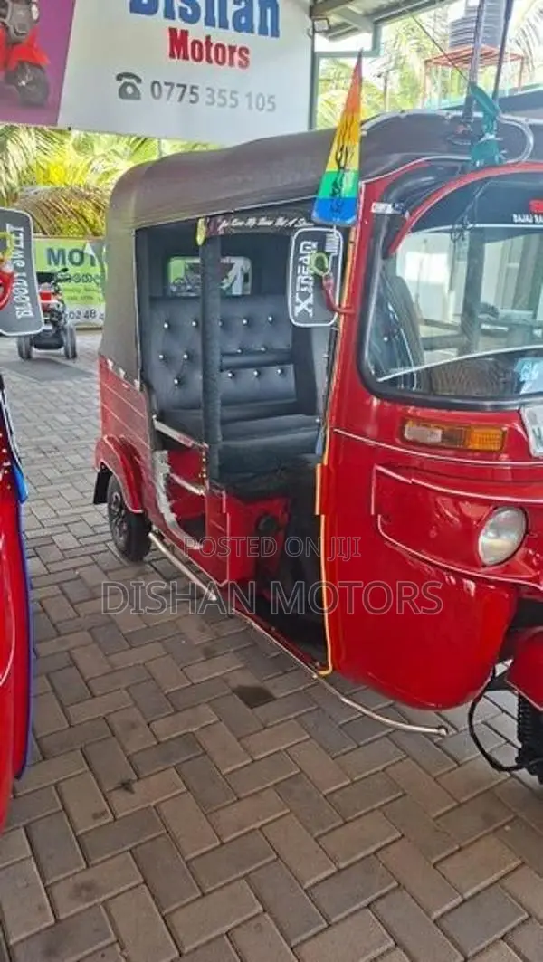 Bajaj RE 4 Stroke 2015