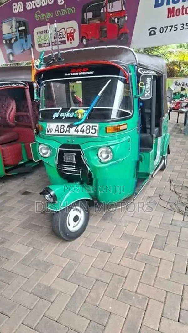 Bajaj RE 4 Stroke 2015