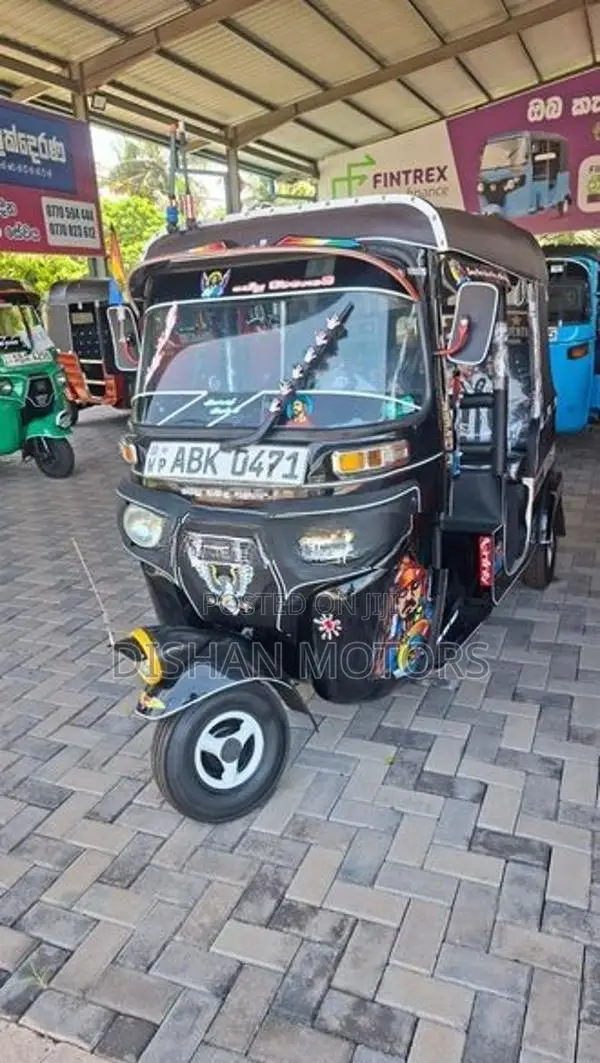 Bajaj RE 4 Stroke 2015