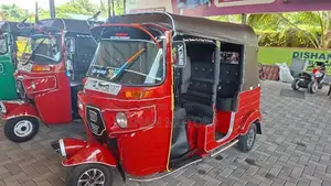 Bajaj RE 4 Stroke 2015