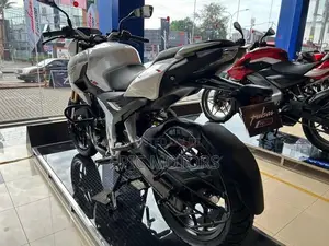 Bajaj Pulsar N160 Premium 2026