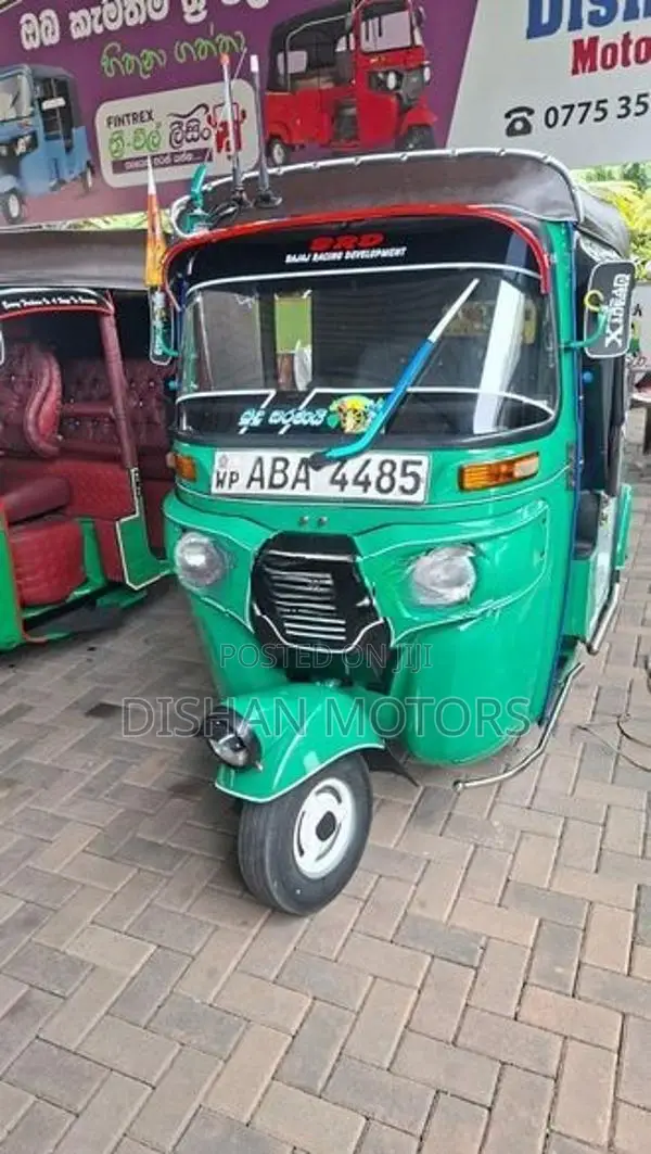 Bajaj RE 4 Stroke 2015