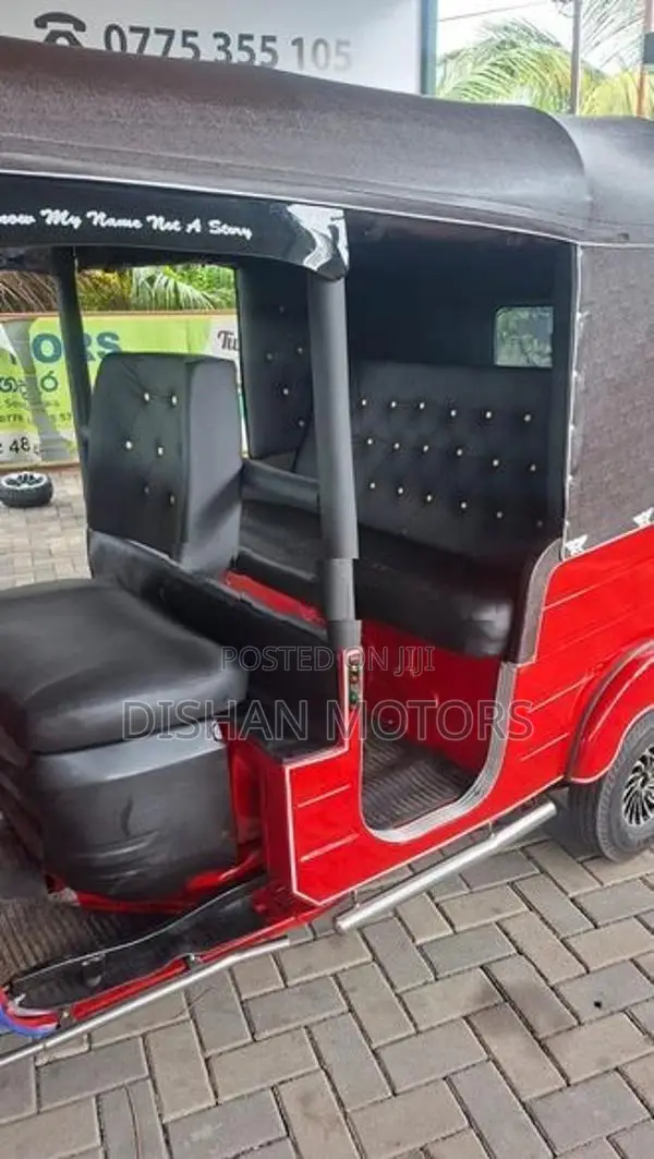 Bajaj RE 4 Stroke 2015