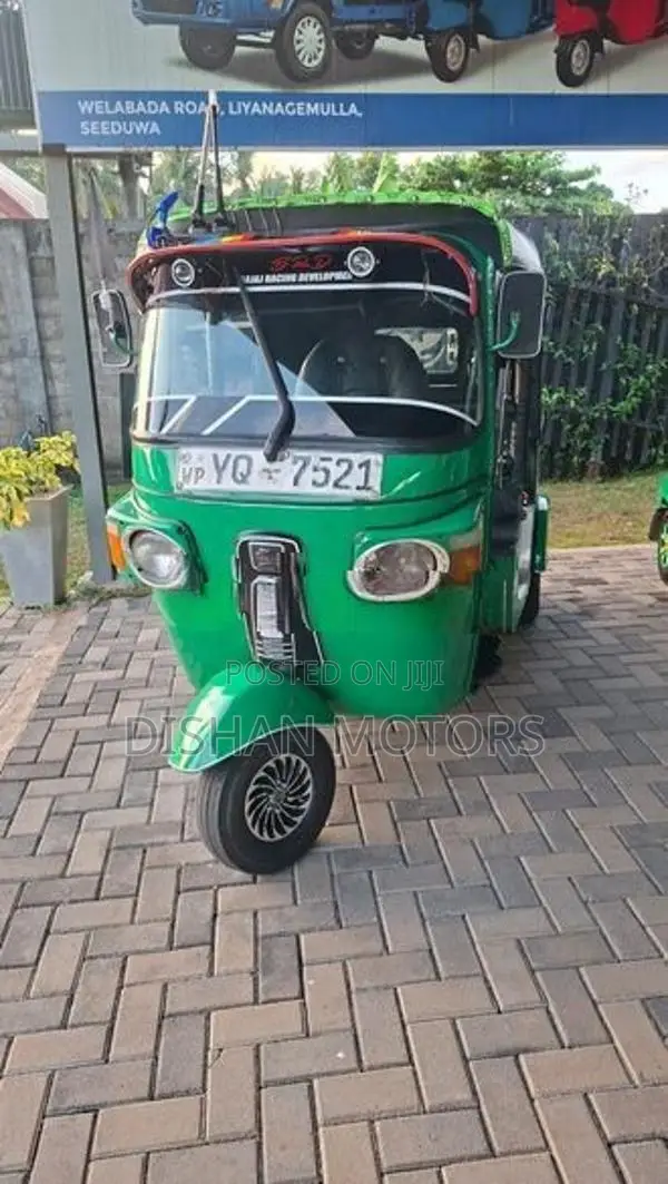 Bajaj RE 4 Stroke 2011