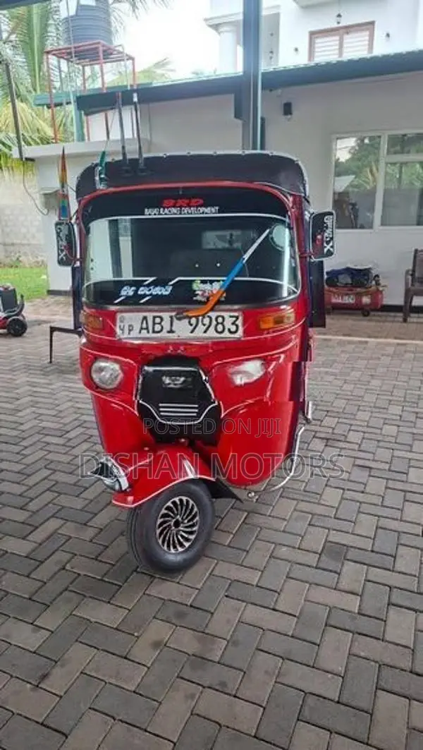 Bajaj RE 4 Stroke 2015