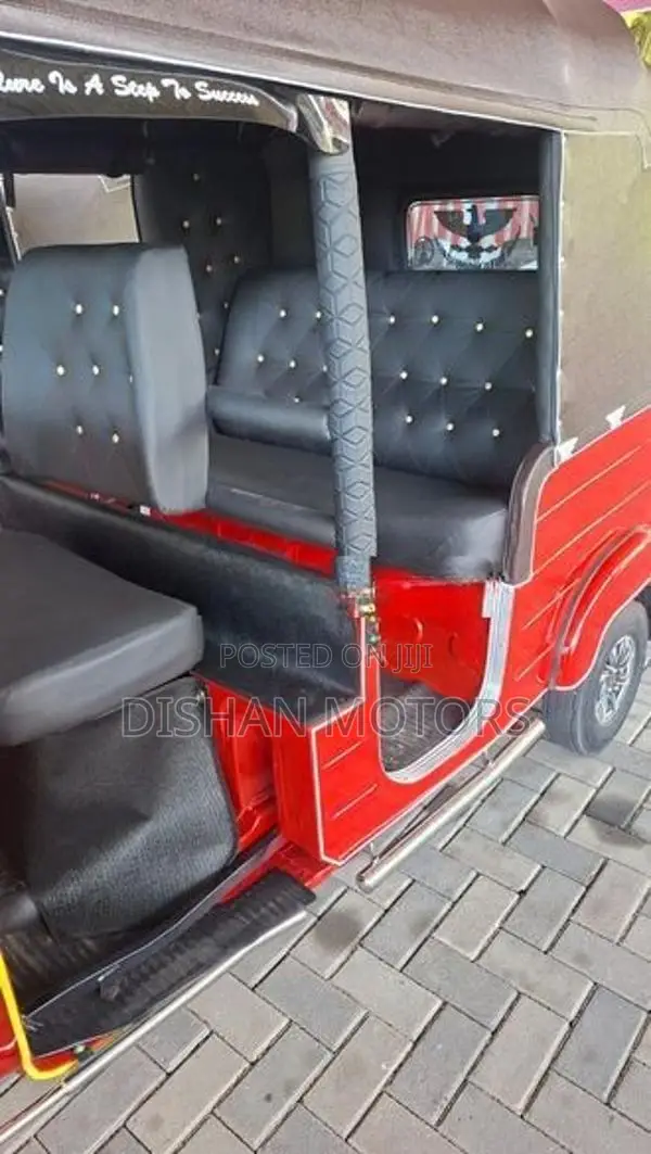 Bajaj RE 4 Stroke 2015
