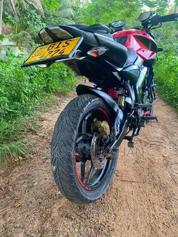 Bajaj Pulsar NS160 2019