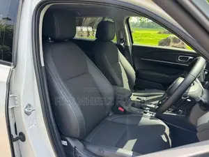 Honda Vezel Z Premium 2025