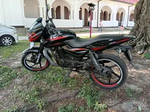 Bajaj Pulsar 180 2009