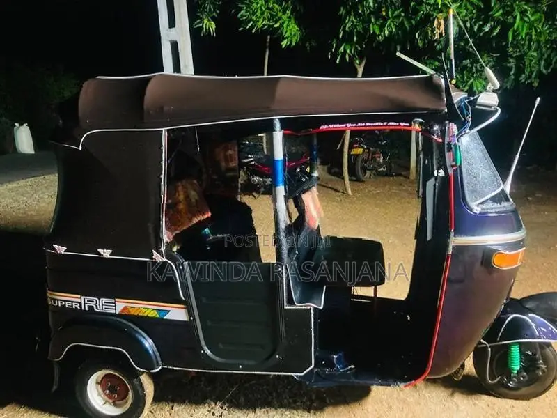Bajaj RE 1999