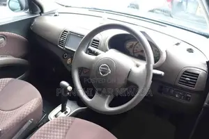 Nissan March AK12 2010