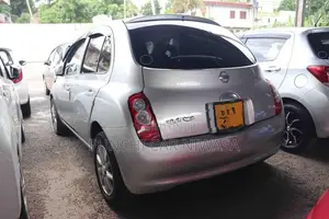 Nissan March AK12 2010