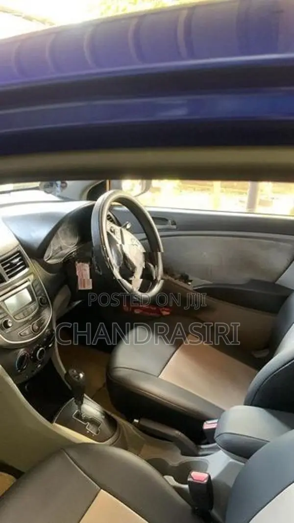Hyundai Accent GLS 2012