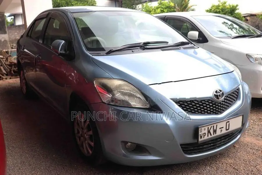 Toyota Belta 2012