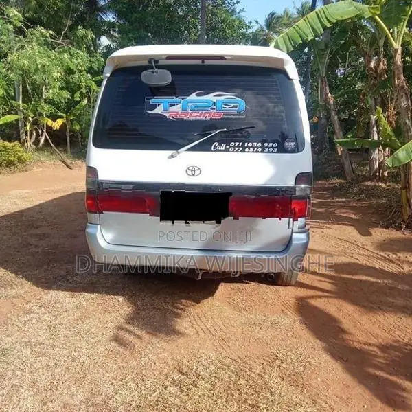 Toyota Dolphin LH 113 1998