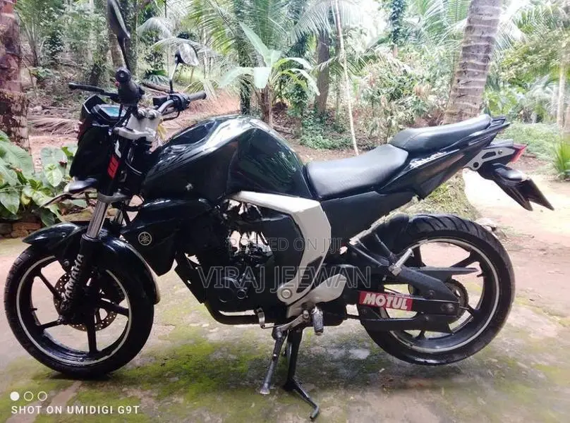Yamaha FZ 2018