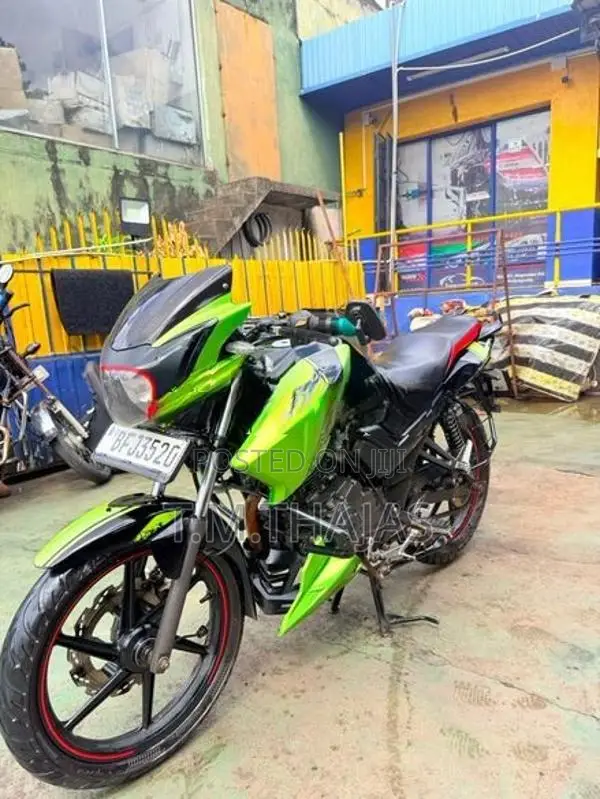 TVS Apache 160 2016