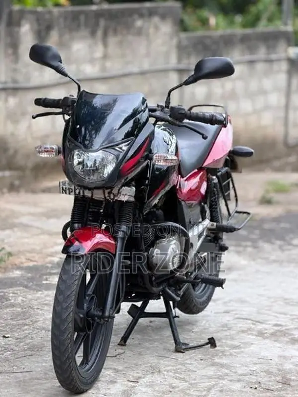 Bajaj Pulsar 150 2016