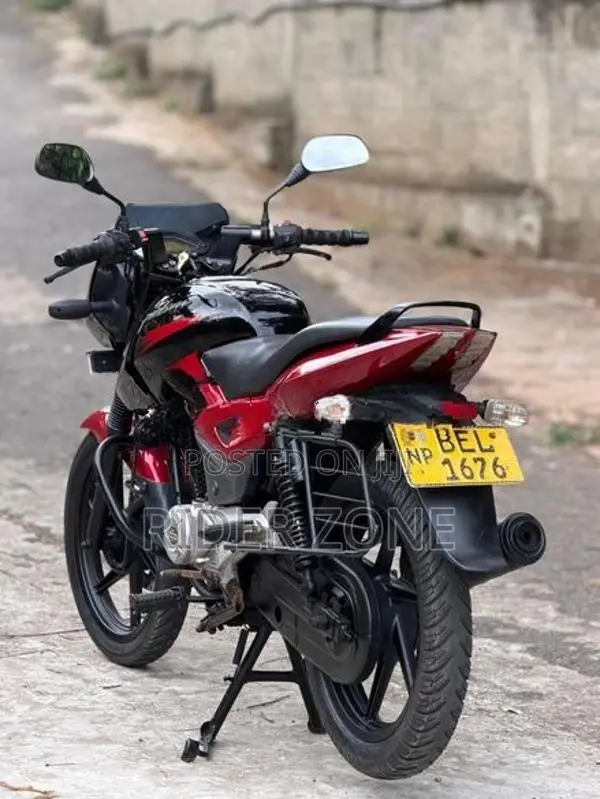 Bajaj Pulsar 150 2016