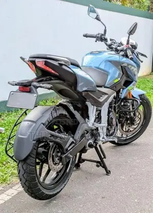 Bajaj Pulsar N160 Premium 2026