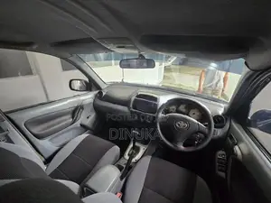 Toyota RAV4 4x4 Automatic 2003