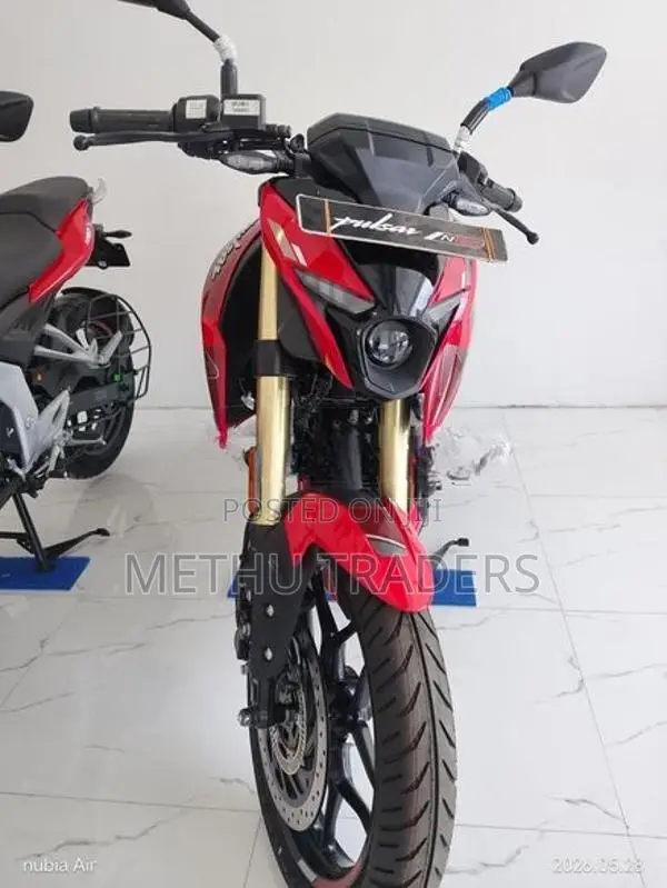 Bajaj Pulsar N160 Premium 2026