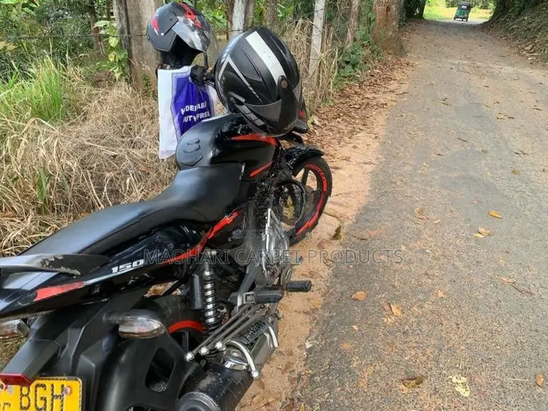 Bajaj Pulsar 150 2018