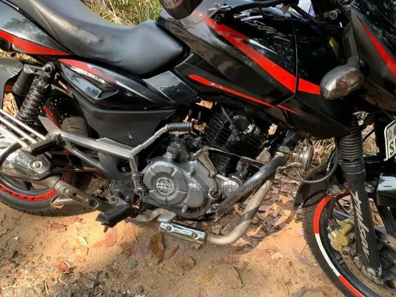 Bajaj Pulsar 150 2018