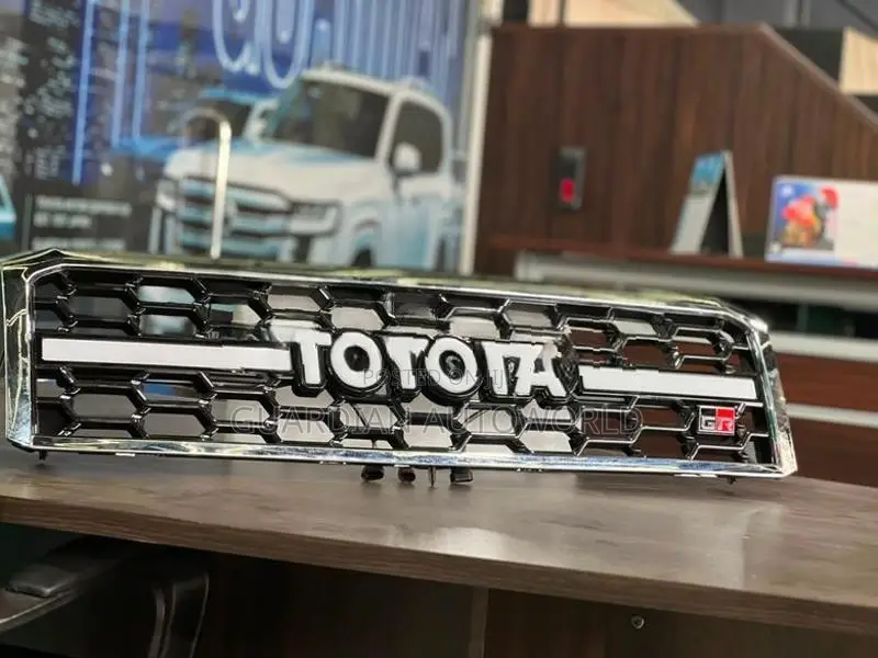 LC79 GR Front Grill - LED