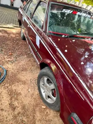 Toyota Carina 1985