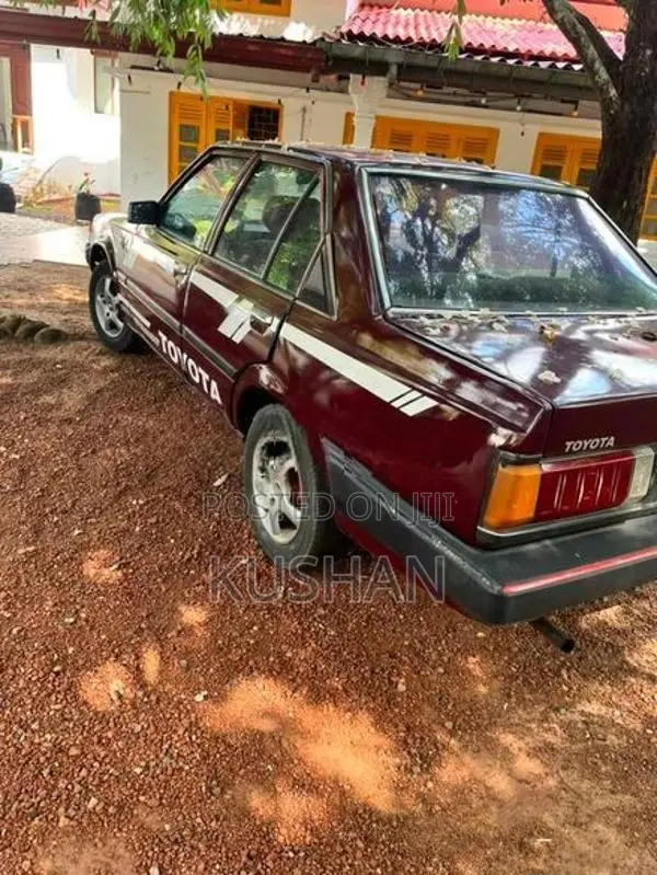 Toyota Carina 1985