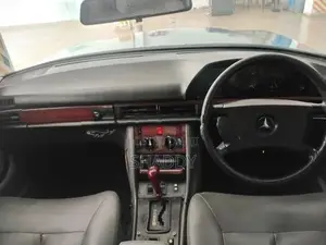 Mercedes Benz 300D 1983
