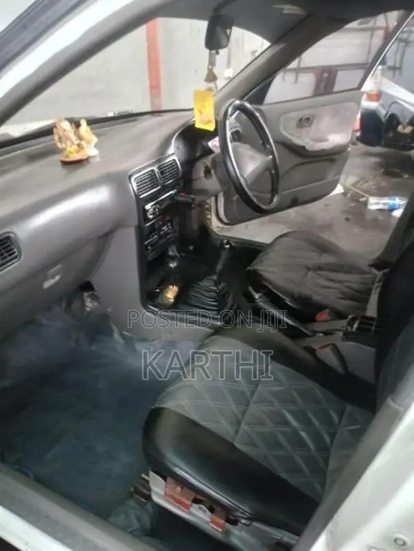 Nissan Sylphy 2002