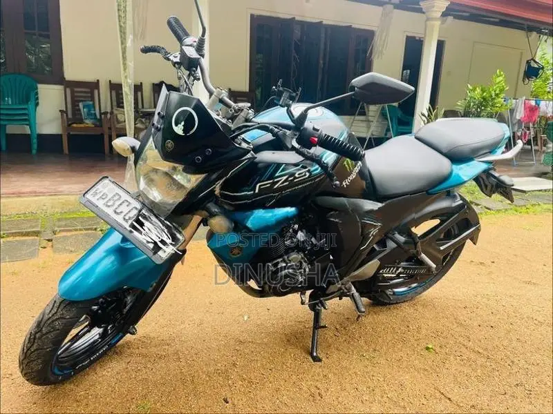 Yamaha FZs V2 2015