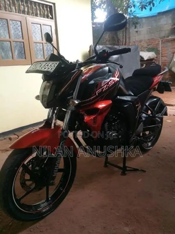 Yamaha FZs V2 Hodathathwaye Etha 2016
