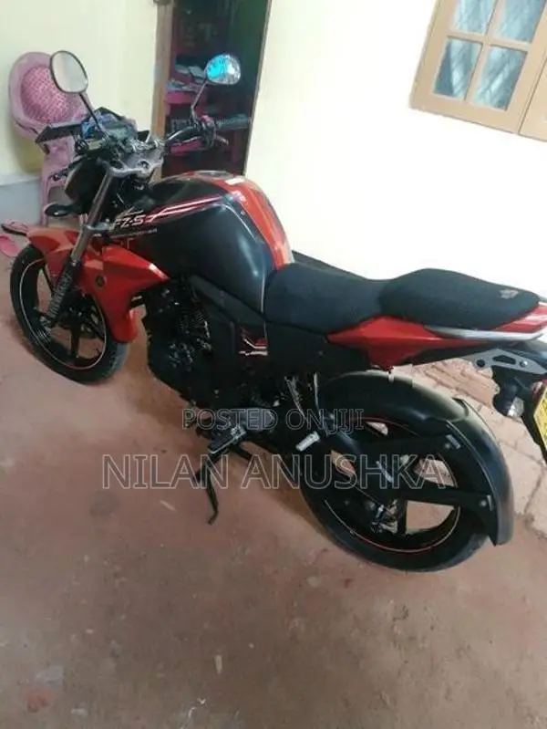 Yamaha FZs V2 Hodathathwaye Etha 2016