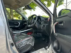 Toyota Raize 1.2L Hybrid BSM 2026