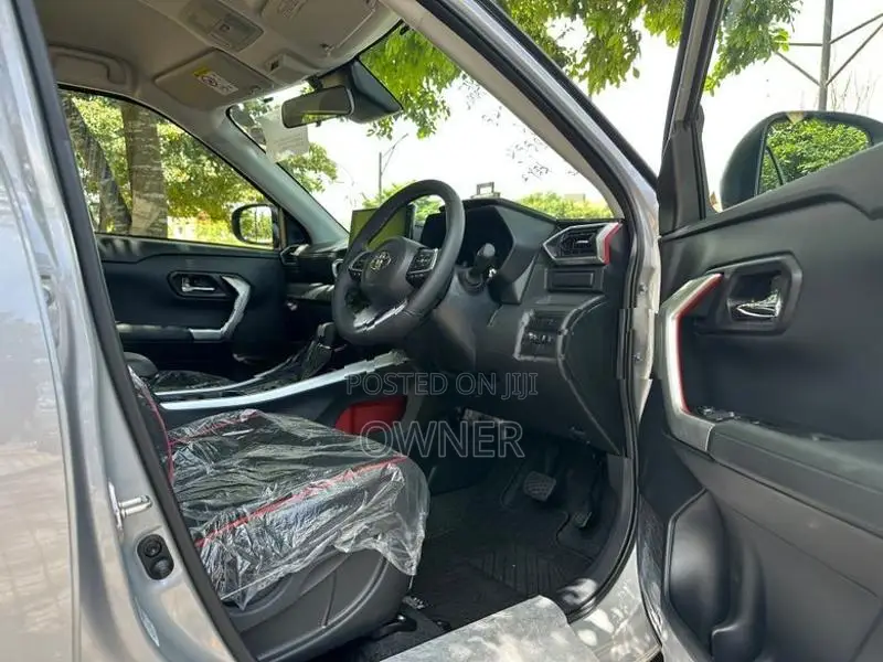 Toyota Raize 1.2L Hybrid BSM 2026