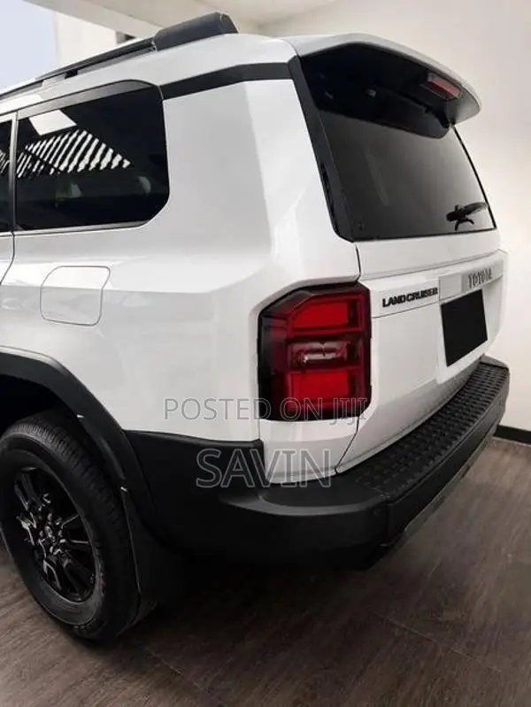 Toyota Land Cruiser Prado VX 2026