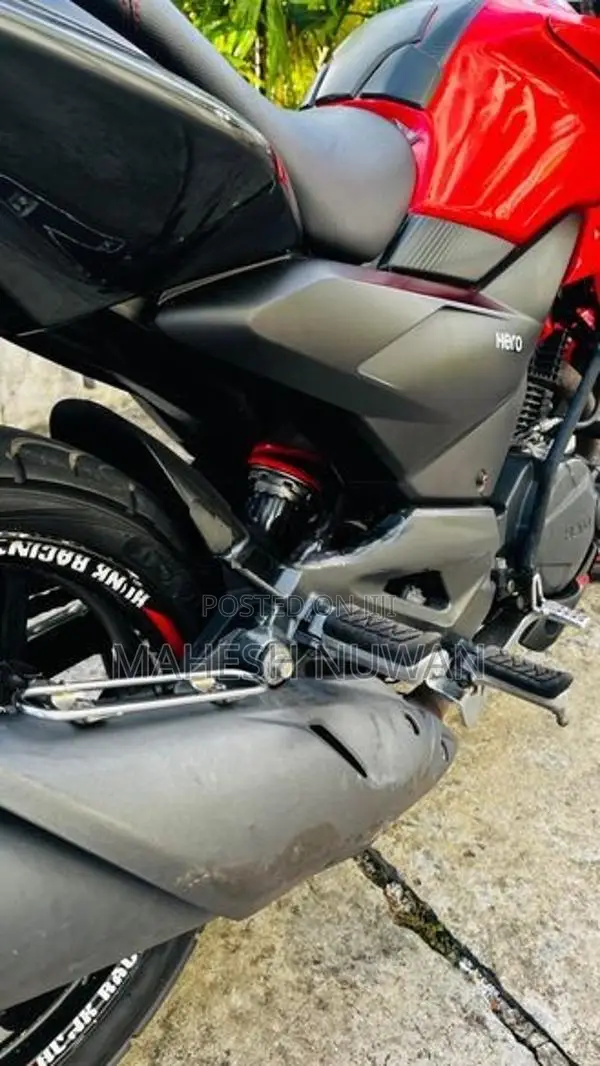 Hero Hunk 200 R 2019