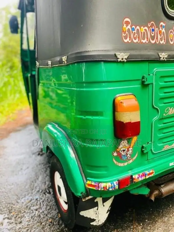 Bajaj RE 2008