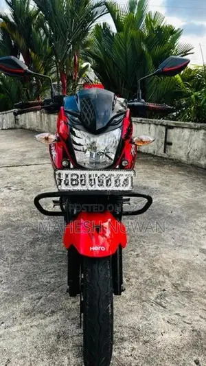 Hero Hunk 200 R 2019