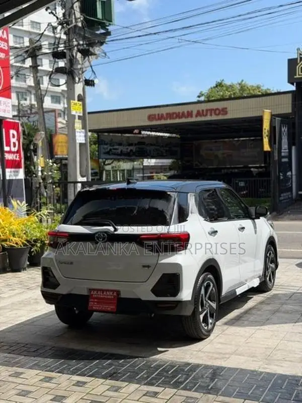 Toyota Raize Z HYBRID BSM AUTO/P 2026