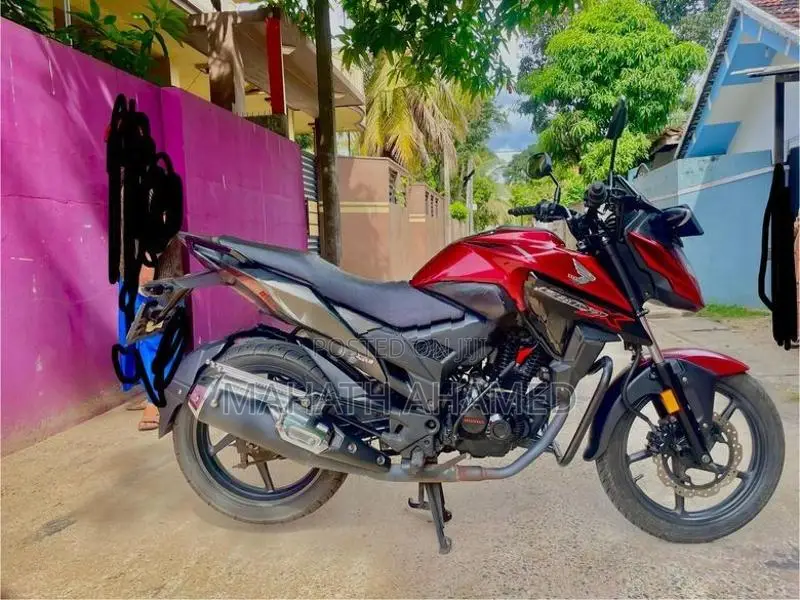 Honda X-Blade CB 160 2021