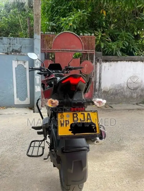 Honda X-Blade CB 160 2021