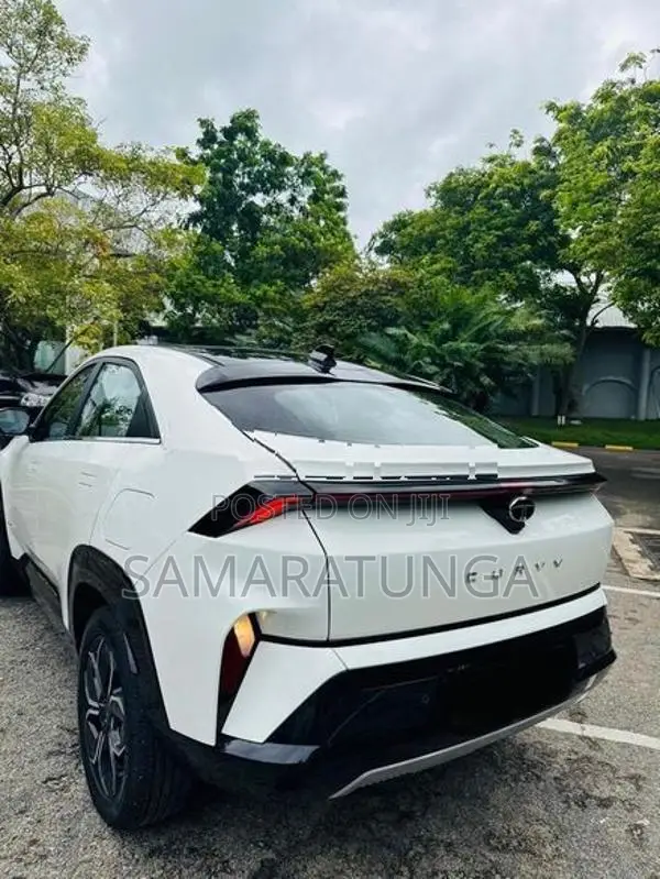 Tata Curvv 2025